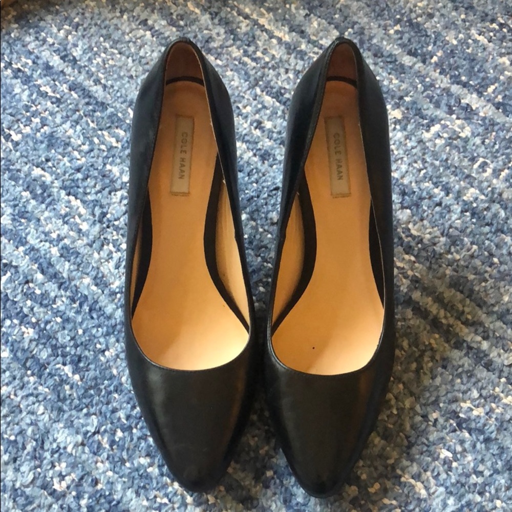 Black leather Cole Haan pumps, 37.5, pretty new
